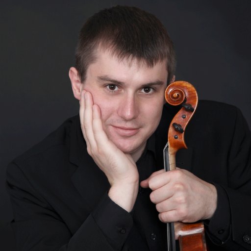 Member of the BBC Symphony Orchestra and part-time freelance viola player.