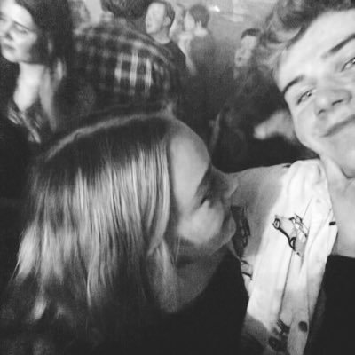 katelynomalls's profile picture. ( . )( . )