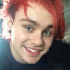 clifffirwin's profile picture. i'm stuck in the fanzone again and again⠀⠀ snapchat • lumoraaes