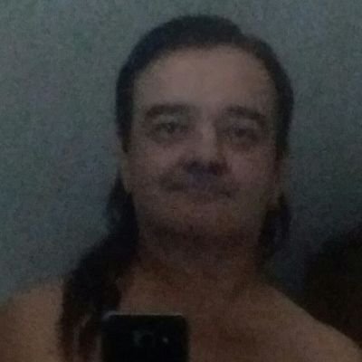 Singel und Suche eine Sie zum kennenlernen,bin für alles offen außer ONS,lust auf Whatsapp und kennenlernen +49 15208332117 o knutcebulski2503u2@gmail.com !