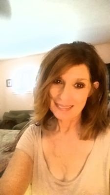 liss627's profile picture. Comedy lover, music lover, life long dancer.....love #Poldark & its star Aidan Turner & # Outlander & @SamHeughan