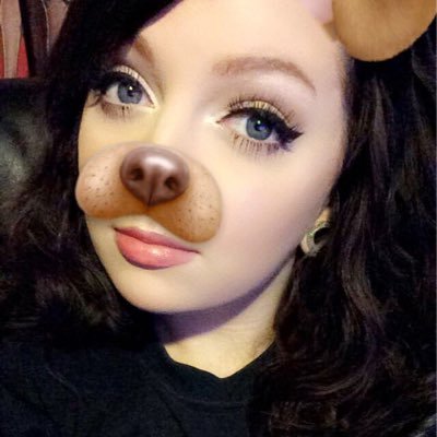 💖shitty makeup artist trying to do social media shit I follow back on all accounts💖