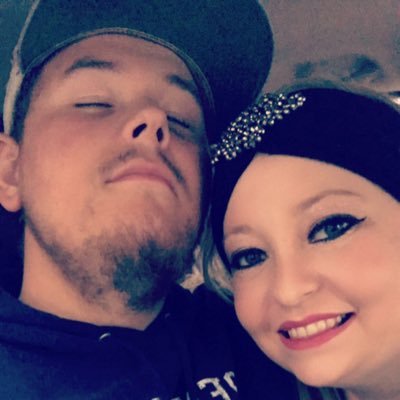 hillary1985's profile picture. 