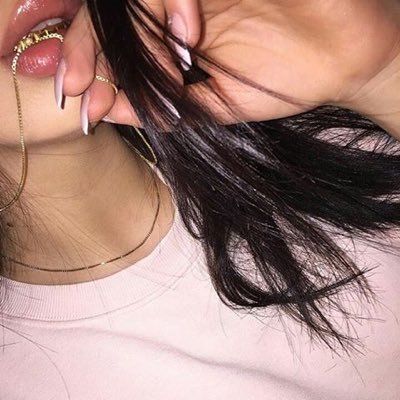 howboutdatttt's profile picture. 