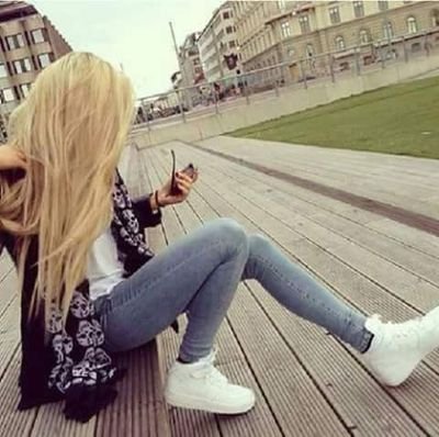 MlIJoNOEGo1TQs7's profile picture. Fashion, Arts & Culture Photography