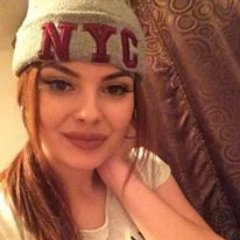 Sabrine85332400's profile picture. Ramonville-Saint-Agne