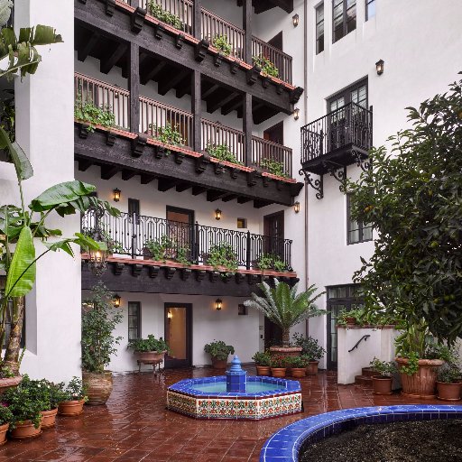 PlazaLaReina's profile picture. 44 Unit Boutique Hotel in the heart of Westwood - 310.986.6888