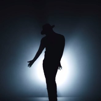 LongJingqian's profile picture. 