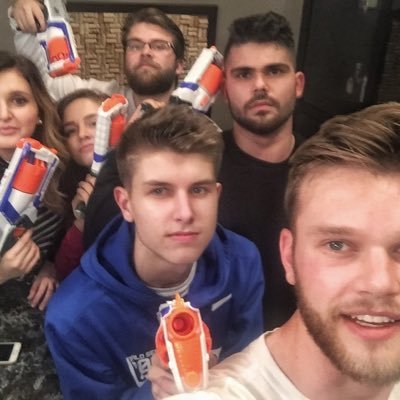 EHulsey_'s profile picture. 