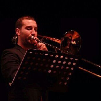 Trombonista, bombardinista y aprendiz de profesor de trombón y tuba desde 2011. Miembro de @andthebrass