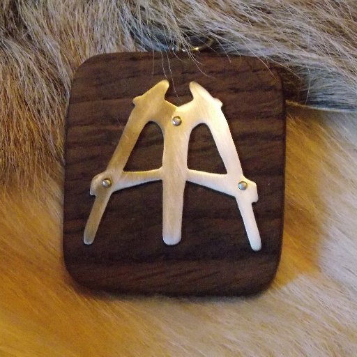 acequi_a's profile picture. Camperas de cuero de cabra & lana