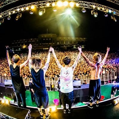 ⃛ONE OK ROCKもﾌｧﾝも世界一
と胸を張って言えるように！
【ﾗｲﾌﾞﾏﾅｰ向上垢】OORerさんはﾌｫﾛｰよろしくお願いします！
tour前等ﾏﾅｰ向上の為RTお願い致します
拡散の為無言ﾌｫﾛｰ失礼致します！
ONEOKROCK関係ﾌｫﾛﾊﾞしますが、出来ていない場合メッセージお願いします