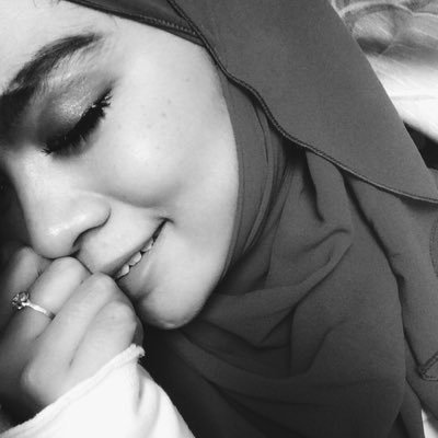 sedar dari mimpi,inilah realiti ! seorang pencinta kepada segala kurniaan allah #instagram : mieramaznan