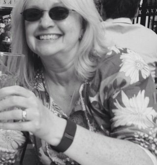 Mum, wife, (un) natural blonde. Civil Celebrant. Yorkshire girl with a bit of the Irish ☘️