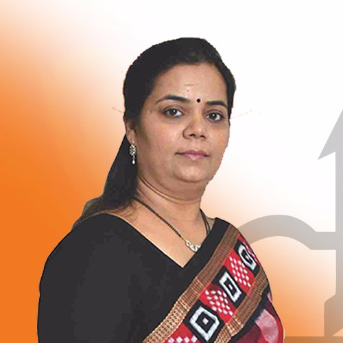 Mrs. Parisha Sarnaik is a Mother, Wife,Homemaker, social activist and a corporator.