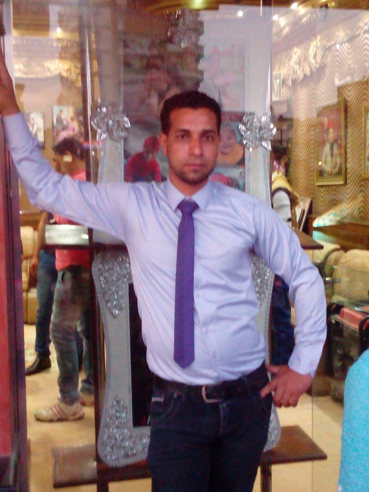 5uYvdAzDMvc5FU2's profile picture. 