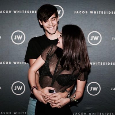 happysides's profile picture. adesso o mai più