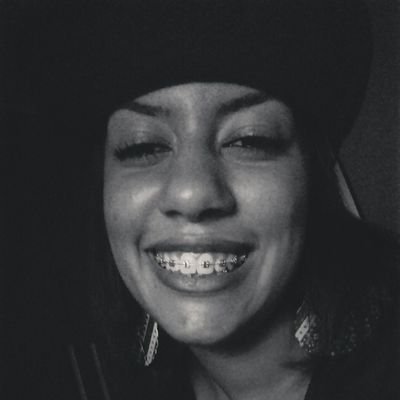 thaisdias643's profile picture. Coé? 👽