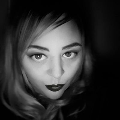 Brook29Sam's profile picture. One life!! Live it!!!
Dont play games with girls who can play better!!!