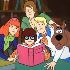 Mom, wife, teacher-librarian, Gustavus alum, coach, basketball, and Scooby Doo!!