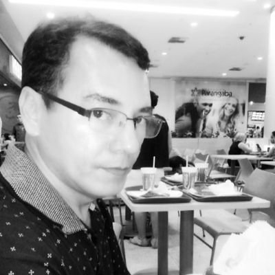 carlosA16000353's profile picture.