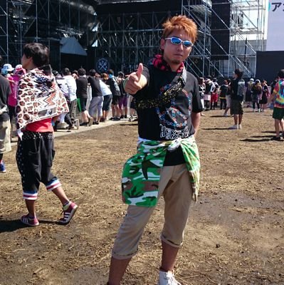 自作手銛片手に魚突きしてます🐟 それ以外はキャンプ🏕してるかカメラ📸持ってウロウロしてるか⤴︎w 最近は珈琲豆🫘の焙煎もしてますw✨物欲の神降臨しっぱなしw 1つ言える事は今出来る事は今しか無い!