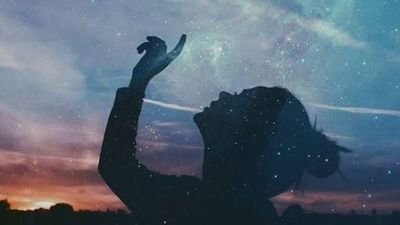 Navegante de su cuerpo, anclaje de su alma.⚓️ Amante del universo y de lo prohibido.☠ Lo bonito de escribir es sentir las letras❤️ México Cuernavaca.☀️