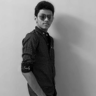 #Engineering student.....lov 2 dance,ride bike and do something differently..