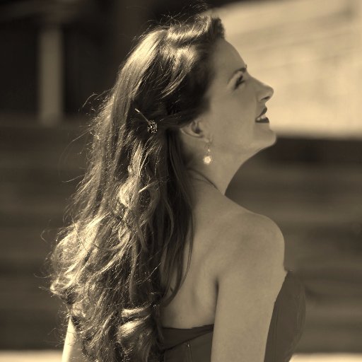 IreneDeRaadt's profile picture. 