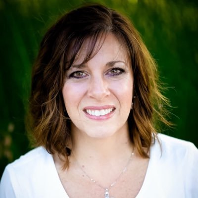 Jesus follower; wife and mom; blogger and life coach; a life restored by the Giver of Life! #bgbg2