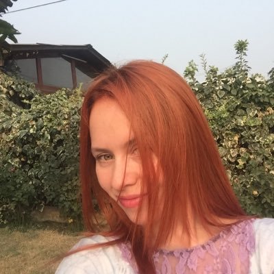 carolinegodoyg's profile picture. 