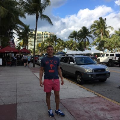 TomiBehringer's profile picture. instagram @tomibehringer