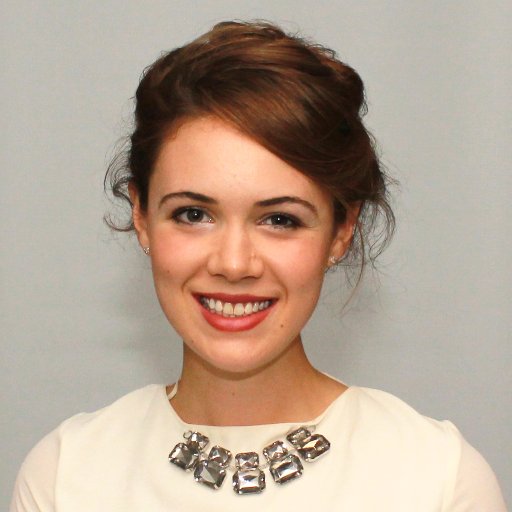 heyitsmermer's profile picture. Learning how to say "I'd like a glass of champagne, please," one language at a time