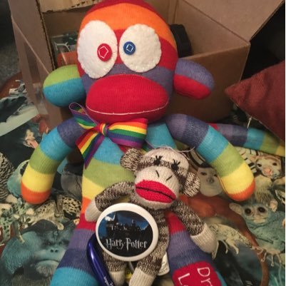 Hey Hey it's The Sock Monkeys. Defining oneself after being diagnosed with chronic back pain and fibromyalgia. Trying new hobbies like geocaching and writing.