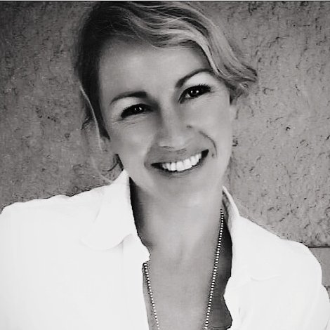 StyleSmart101's profile picture. Style Smart for all your personal styling needs.