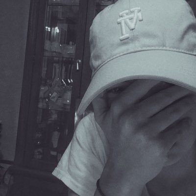 Vivid_VisualsTO's profile picture. When life gives you lemons, bring out the salt and the Tequila~ give me a follow 🤘🏻