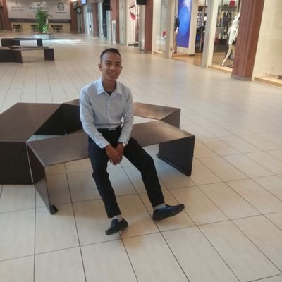 MShxfxz's profile picture. Jika Suatu Hari ku Berada diambang kebuntuan , apakah keputusan yang akan engkau berikan? benarkah kau sahabatku atau engkau sekadar temanku sahaja ?