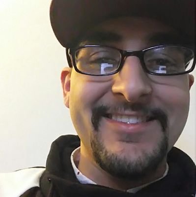 PacificVapes's profile picture. 