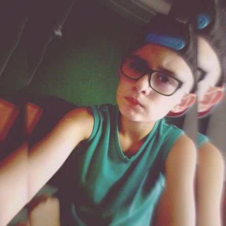 UriWTF_'s profile picture. ⚠Twitter Oficial⚠Soltero⚠Youtuber⚠#FreeAnuel⚠CARP⚠Insta👉xuriwtf_⚠creador de 💢E.T.U.A.O💢⚠