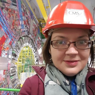 Public engagement manager in Physics & Astronomy at the University of Manchester. Working on outreach, scicomm, all the fun stuff. Views my own. (she/her)