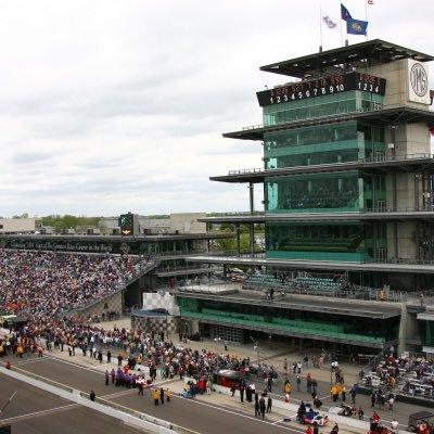 IndyCar junkie. Wife and mom. That sums it up!