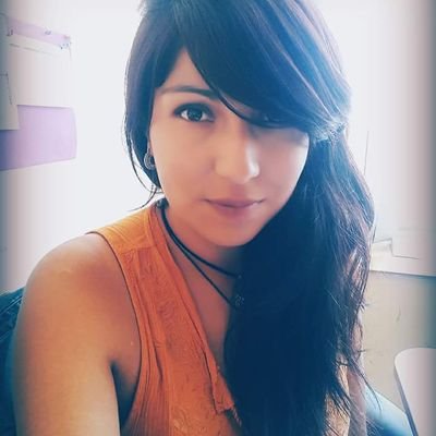 baxito's profile picture. Alma de artista con dedos siempre coloridos, de viña del mar, auditora, pensativa, siempre con un tema de conversación, y sobre todo muy alegre :)