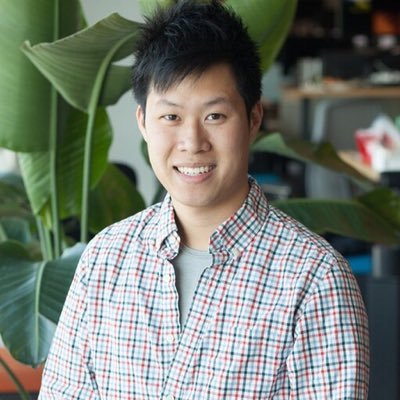 Frontend engineer and leader highly addicted to creativity.
