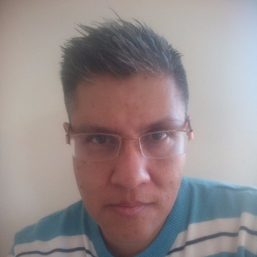 dlagoss's profile picture. Informático de Profesión.
Fotógrafo Profesional de corazón.