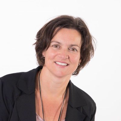 Onderwijsassistent, loopbaancoaching, HR, managementondersteuning,moeder van 4, reizen, tennis, lopen