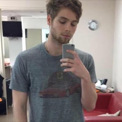 5sossuxs's profile picture. 5sos slays me salty