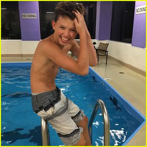 #JacobSartorius
#SWEATSHIRT
#LastText
#AllMyFriends
#Bingo
#LoveMeBack
#ByYourSide
#HitorMiss
#Jordans
Btw I love Jacob Sartorius