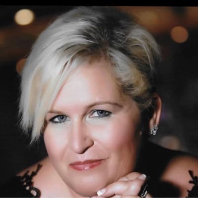 roboticsmom512's profile picture. Love to travel