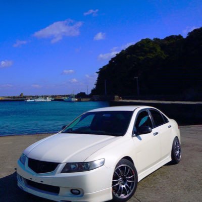 べっぷのゆうーきですん。 あっ元は白石です。VWの車を整備してまーす! アコードに乗り換えー(`・ω´・)