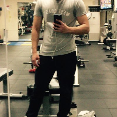 BwwmOu09nxudcFs's profile picture. 